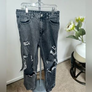 Black jeans with rips by the knees!